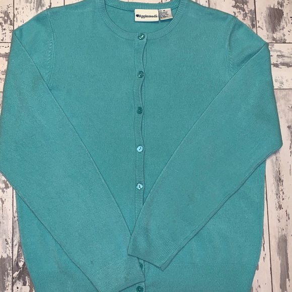 Soft Comfy Appleseed’s Cardigan - Picture 2 of 8